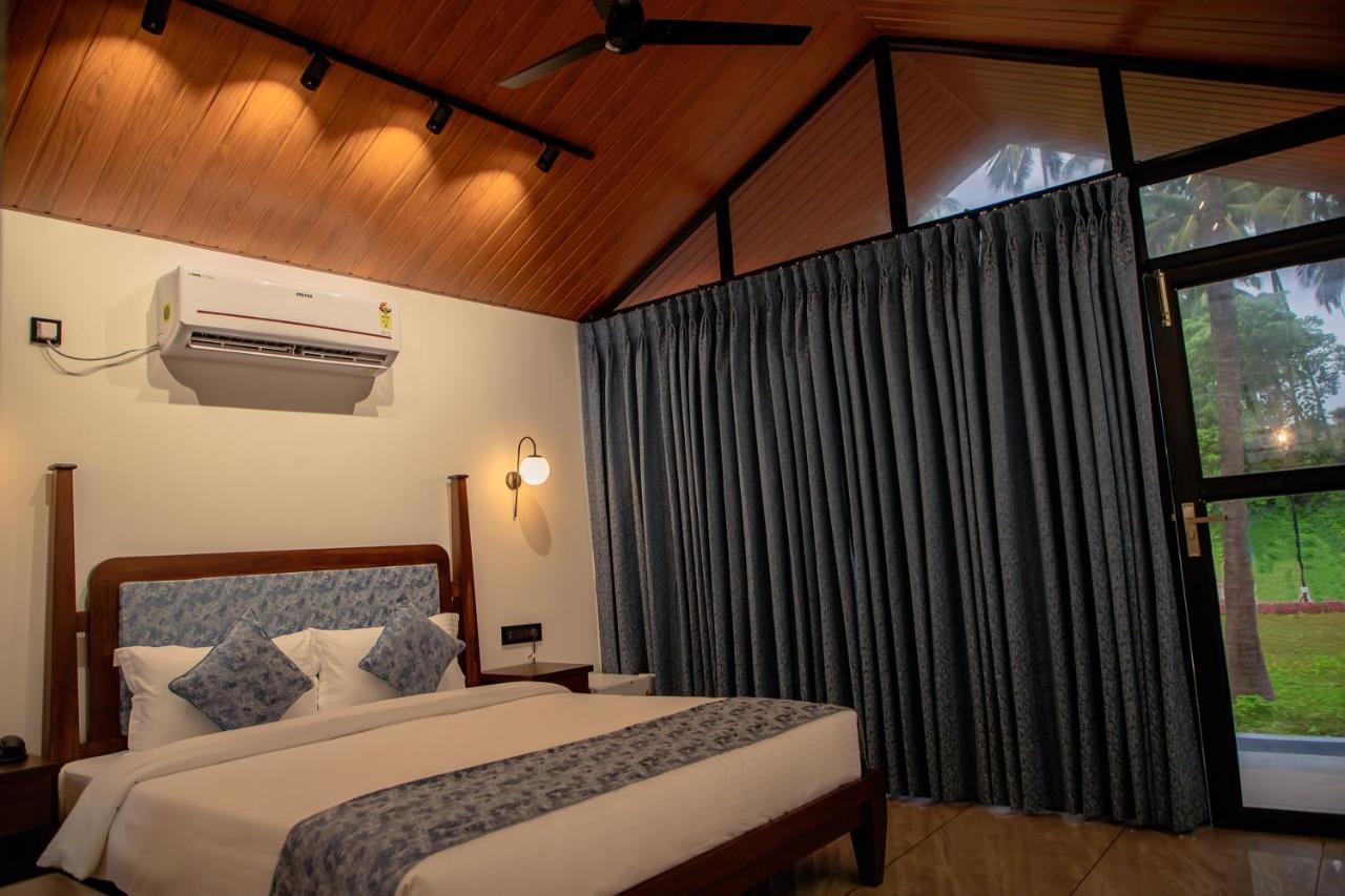 White Sand Beach Resort Kondivali Dış mekan fotoğraf