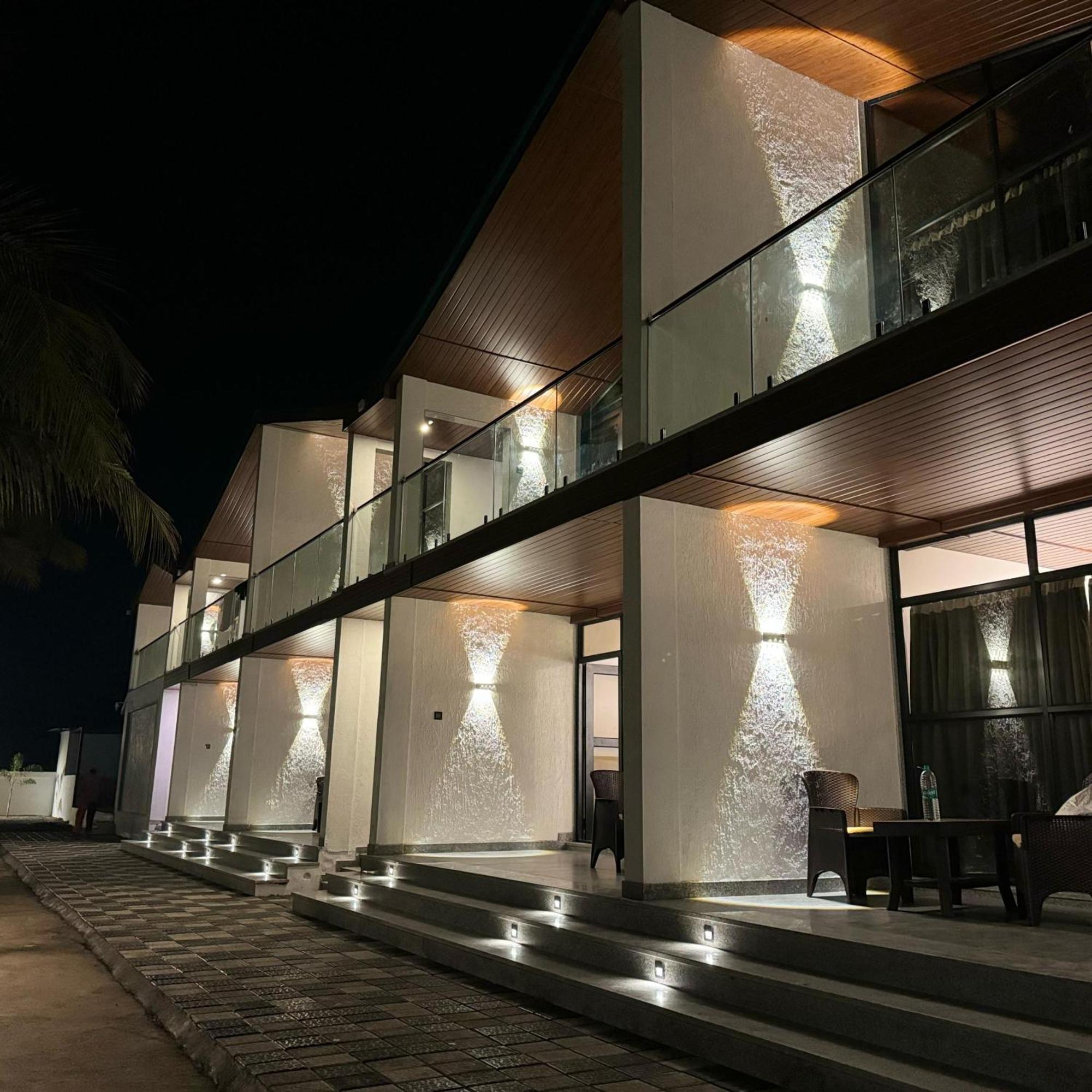 White Sand Beach Resort Kondivali Dış mekan fotoğraf
